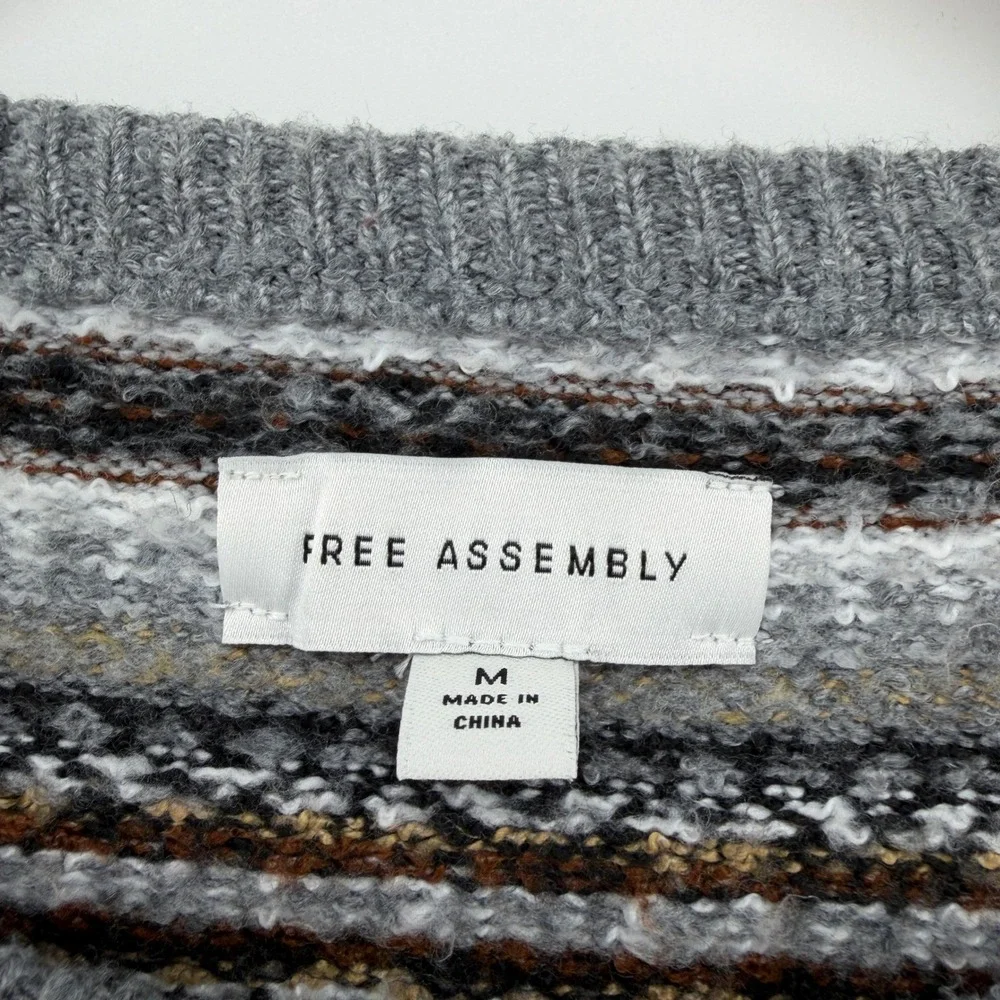 Free Assembly Mens Fair Isle Striped Crewneck Sweater Grey Black Medum cozy